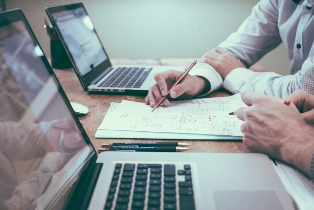 AFEST Référent IA — formation en situation de travail réelle pour TPE/PME